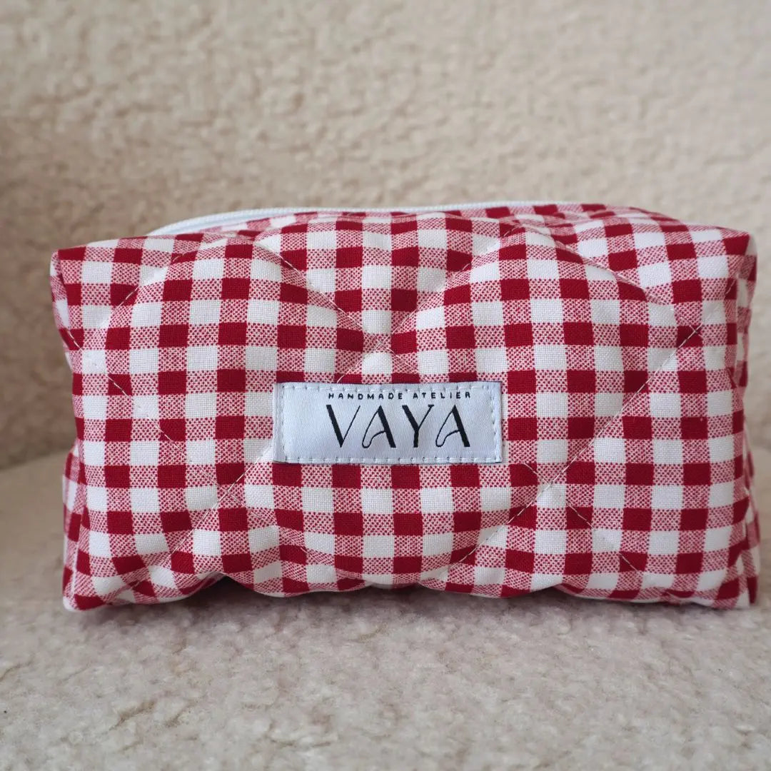 Red check несесер